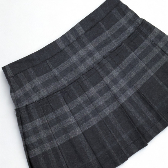 Burberry Plaid Skirt - Picture 3 of 5